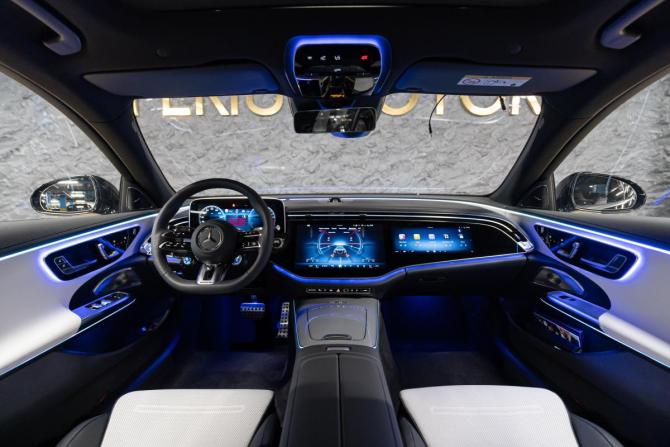 Новый Mercedes-Benz E-Класс AMG VI (W214) 2025 года, цена 15 290 000 рублей, седан, Автокод Объявления