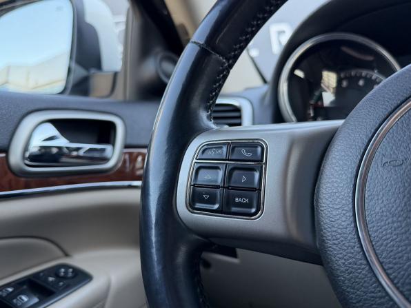 Jeep Grand Cherokee IV (WK2) с пробегом 2012 года, цена 1 689 000 рублей, 174899 км, внедорожник, Автокод Объявления
