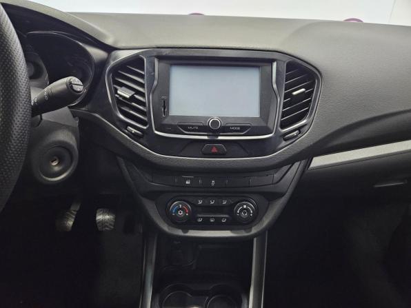 Lada (ВАЗ) Vesta I с пробегом 2018 года, цена 871 000 рублей, 99537 км, седан, Автокод Объявления