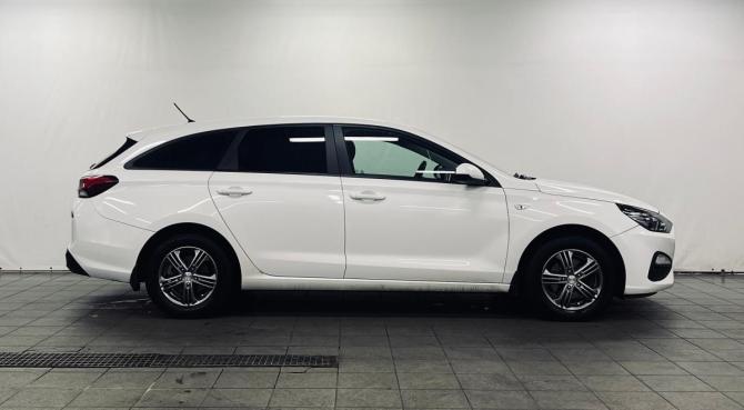 Hyundai i30 III Рестайлинг 2 с пробегом 2023 года, цена 1 690 000 рублей, 137500 км, универсал, Автокод Объявления