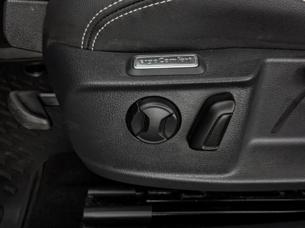 Volkswagen Passat B8 Рестайлинг с пробегом 2021 года, цена 2 470 000 рублей, 90268 км, седан, Автокод Объявления