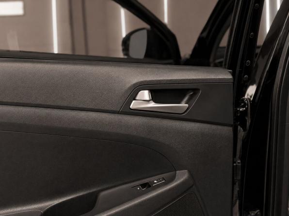 Hyundai Tucson III с пробегом 2018 года, цена 2 199 000 рублей, 120550 км, внедорожник, Автокод Объявления