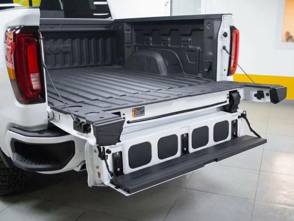 GMC Sierra IV Рестайлинг с пробегом 2026 года, цена 10 799 000 рублей, 54 км, offers.body_type.unknown, Автокод Объявления