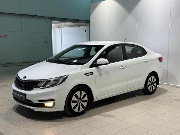 Kia Rio III Рестайлинг с пробегом 2016 года, цена 1 100 000 рублей, 87000 км, седан, Автокод Объявления