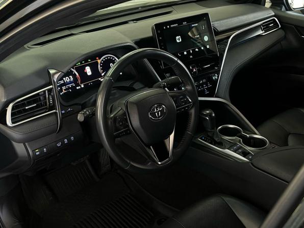 Toyota Camry VIII (XV70) Рестайлинг с пробегом 2023 года, цена 3 300 000 рублей, 61158 км, седан, Автокод Объявления