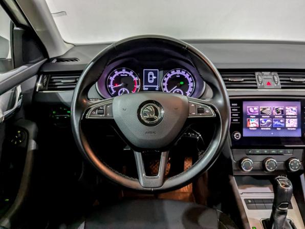 Skoda Octavia III (A7) Рестайлинг с пробегом 2020 года, цена 1 860 000 рублей, 80725 км, лифтбек, Автокод Объявления