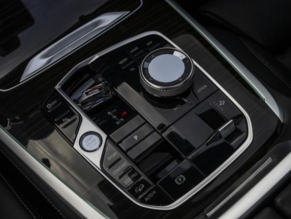 BMW X7 I (G07) Рестайлинг с пробегом 2022 года, цена 13 390 000 рублей, 49161 км, внедорожник, Автокод Объявления