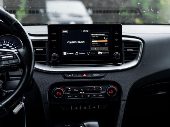 Kia Ceed III с пробегом 2021 года, цена 1 660 000 рублей, 91503 км, универсал, Автокод Объявления