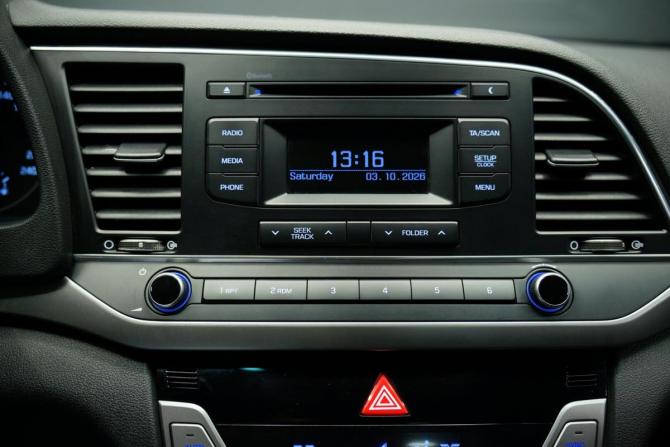 Hyundai Elantra VI (AD) с пробегом 2016 года, цена 1 640 000 рублей, 83000 км, седан, Автокод Объявления