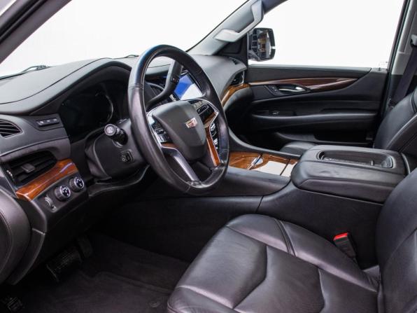 Cadillac Escalade IV с пробегом 2016 года, цена 4 428 000 рублей, 76450 км, внедорожник, Автокод Объявления