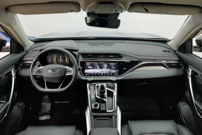 Geely Atlas Pro с пробегом 2022 года, цена 1 999 000 рублей, 60354 км, внедорожник, Автокод Объявления