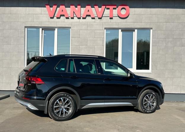Volkswagen Tiguan II с пробегом 2018 года, цена 2 550 000 рублей, 79898 км, внедорожник, Автокод Объявления