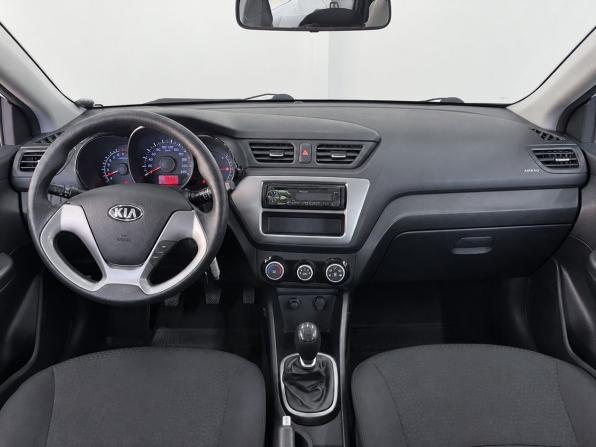 Kia Rio III Рестайлинг с пробегом 2016 года, цена 1 019 000 рублей, 104600 км, хэтчбек, Автокод Объявления