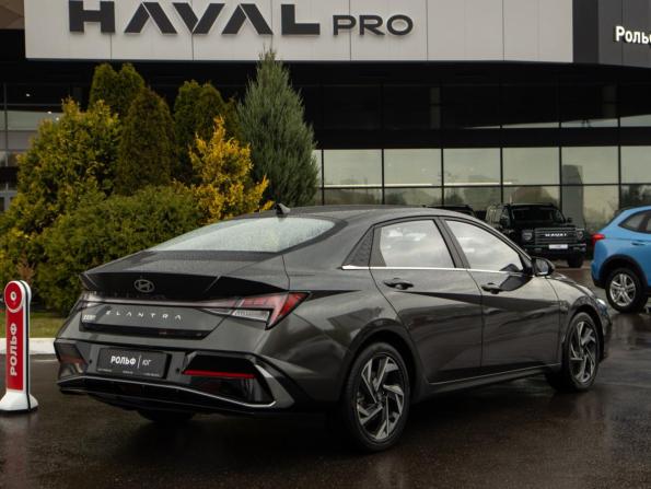 Hyundai Elantra VII (CN7) Рестайлинг с пробегом 2023 года, цена 1 998 000 рублей, 25014 км, седан, Автокод Объявления