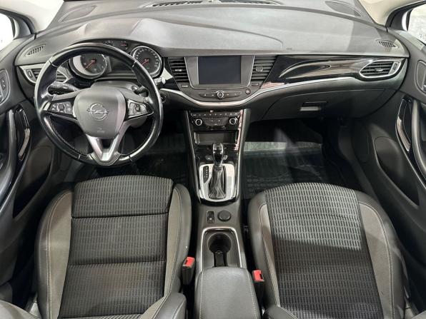 Opel Astra K Рестайлинг с пробегом 2020 года, цена 1 350 000 рублей, 124000 км, универсал, Автокод Объявления