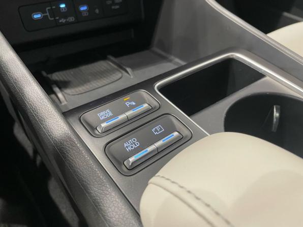 Hyundai Sonata VIII (DN8) Рестайлинг с пробегом 2024 года, цена 3 550 000 рублей, 45000 км, седан, Автокод Объявления