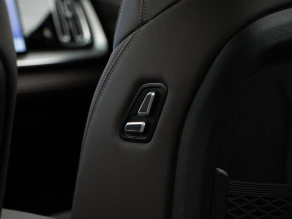 Geely Monjaro I Рестайлинг 2 с пробегом 2026 года, цена 4 568 888 рублей, 28 км, внедорожник, Автокод Объявления