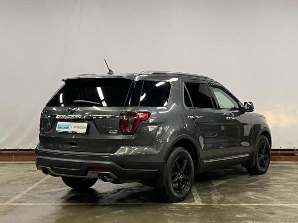 Ford Explorer V Рестайлинг 2 с пробегом 2018 года, цена 3 579 000 рублей, 107500 км, внедорожник, Автокод Объявления