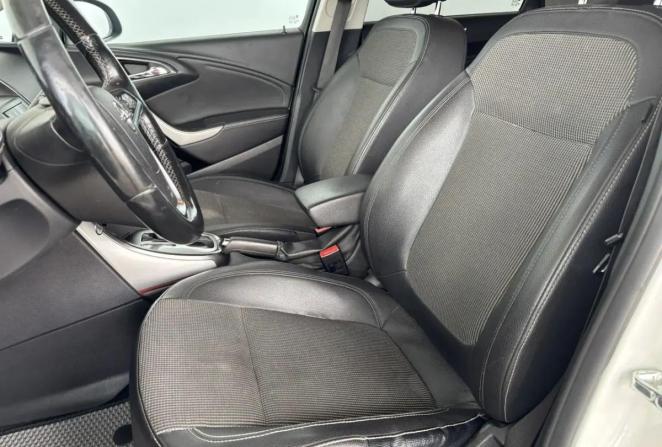 Opel Astra J с пробегом 2012 года, цена 599 000 рублей, 183638 км, хэтчбек, Автокод Объявления