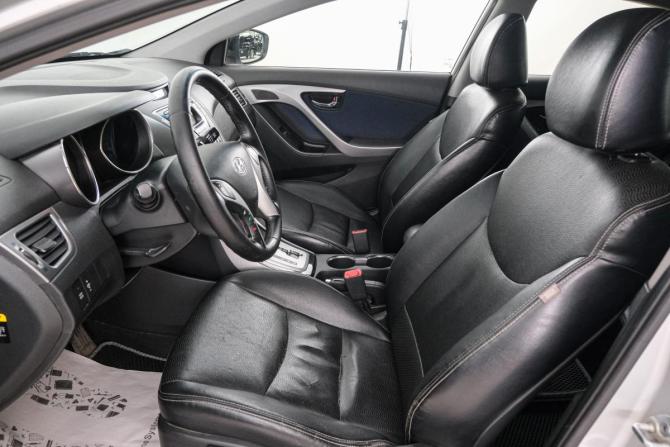 Hyundai Avante V с пробегом 2011 года, цена 949 000 рублей, 181000 км, седан, Автокод Объявления