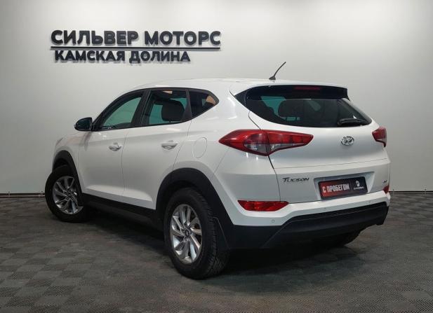 Hyundai Tucson III с пробегом 2016 года, цена 1 760 000 рублей, 180000 км, внедорожник, Автокод Объявления