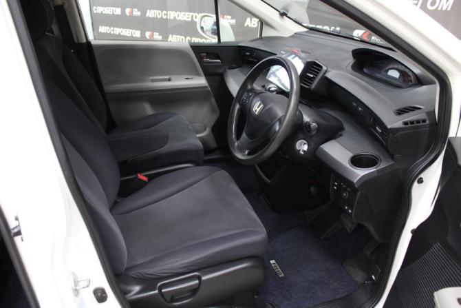 Honda Freed I с пробегом 2010 года, цена 1 038 000 рублей, 151828 км, компактвэн, Автокод Объявления