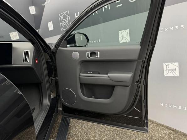 Li Auto (Lixiang) L7 I с пробегом 2023 года, цена 5 649 000 рублей, 27889 км, внедорожник, Автокод Объявления