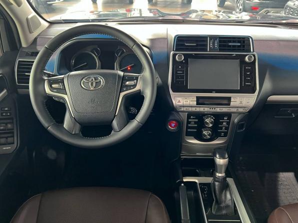Toyota Land Cruiser Prado 150 Series Рестайлинг 2 с пробегом 2019 года, цена 5 900 000 рублей, 136921 км, внедорожник, Автокод Объявления