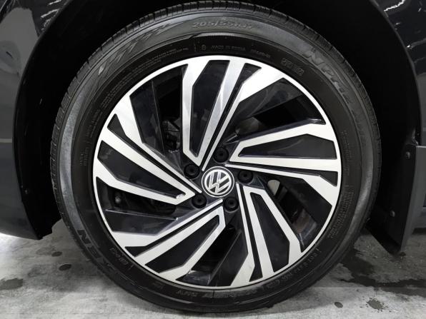 Volkswagen Jetta VII с пробегом 2021 года, цена 2 370 000 рублей, 56111 км, седан, Автокод Объявления