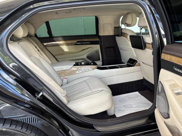 Genesis G90 I с пробегом 2018 года, цена 3 090 000 рублей, 78890 км, седан, Автокод Объявления