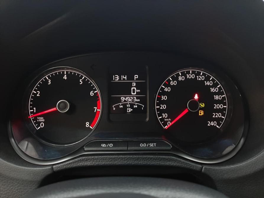 Volkswagen Polo V Рестайлинг Москва  - изображение 8