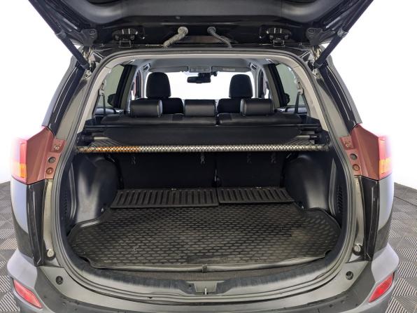 Toyota RAV4 IV (XA40) с пробегом 2014 года, цена 1 799 000 рублей, 211325 км, внедорожник, Автокод Объявления