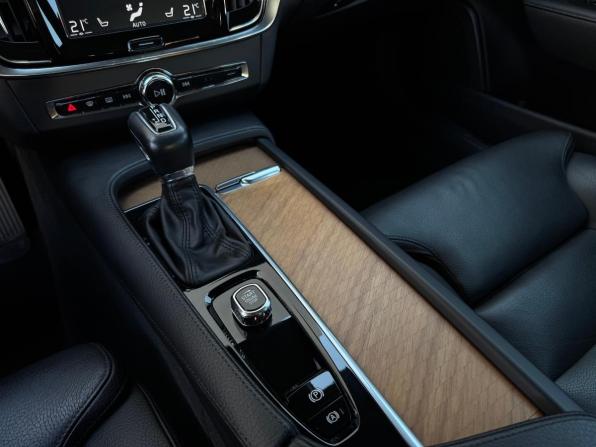 Volvo S90 II с пробегом 2019 года, цена 3 085 000 рублей, 85797 км, седан, Автокод Объявления