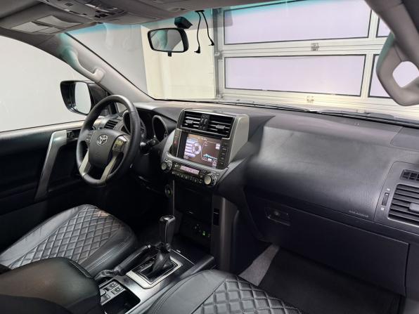 Toyota Land Cruiser Prado 150 Series с пробегом 2011 года, цена 2 675 000 рублей, 204863 км, внедорожник, Автокод Объявления