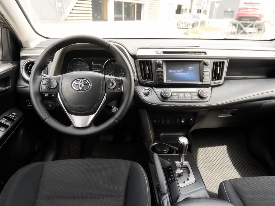 Toyota RAV4 IV (XA40) Рестайлинг Казань  - изображение 8