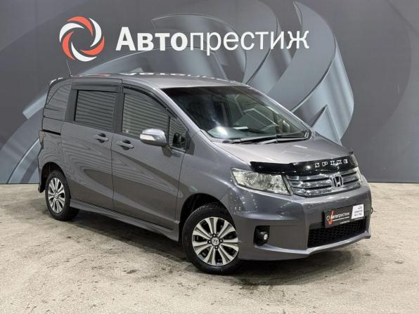 Honda Freed I Рестайлинг с пробегом 2013 года, цена 1 340 000 рублей, 160000 км, компактвэн, Автокод Объявления