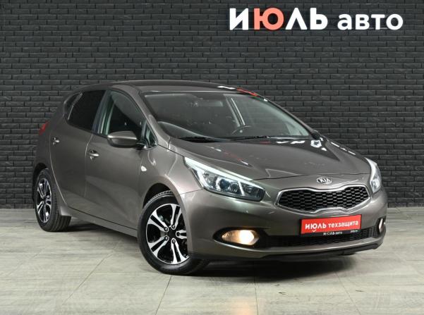 Kia Ceed II с пробегом 2015 года, цена 1 350 000 рублей, 151875 км, хэтчбек, Автокод Объявления