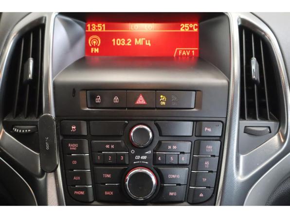Opel Astra J с пробегом 2011 года, цена 586 000 рублей, 270277 км, хэтчбек, Автокод Объявления