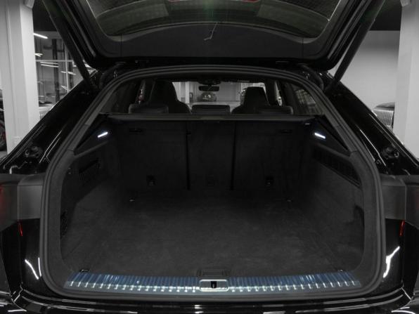 Audi Q8 I (4M) Рестайлинг с пробегом 2025 года, цена 13 600 000 рублей, 50 км, внедорожник, Автокод Объявления