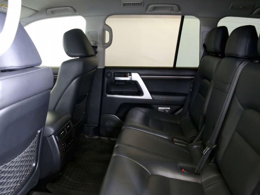 Toyota Land Cruiser 200 Series Рестайлинг 2 Санкт-Петербург  - изображение 18