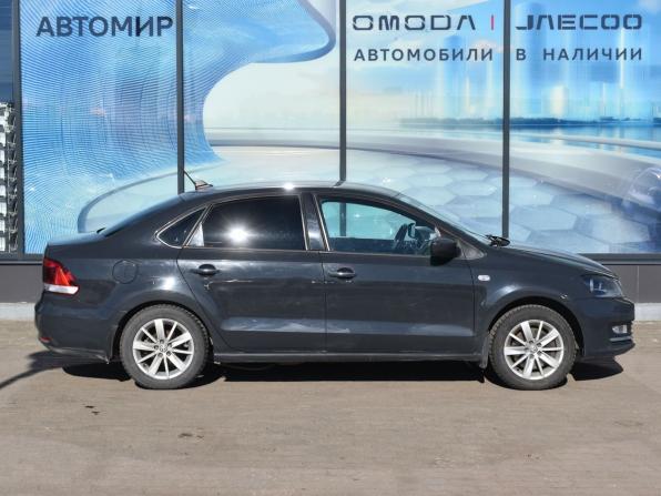 Volkswagen Polo V Рестайлинг с пробегом 2017 года, цена 1 020 000 рублей, 97440 км, седан, Автокод Объявления