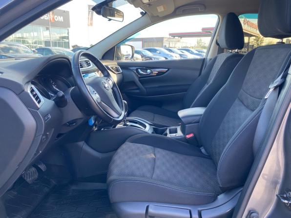 Nissan Qashqai II с пробегом 2018 года, цена 1 799 000 рублей, 61800 км, внедорожник, Автокод Объявления