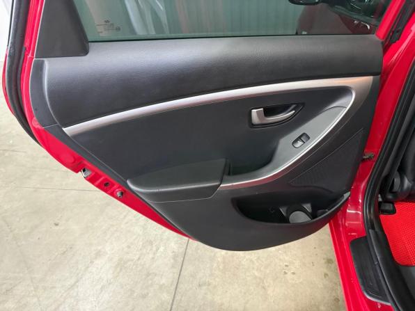 Hyundai i30 II с пробегом 2012 года, цена 897 000 рублей, 190000 км, хэтчбек, Автокод Объявления