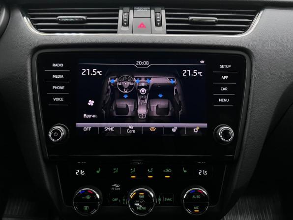 Skoda Octavia III (A7) Рестайлинг с пробегом 2020 года, цена 2 430 000 рублей, 39825 км, лифтбек, Автокод Объявления