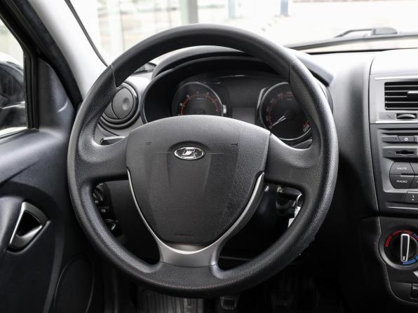 Lada (ВАЗ) Granta I Рестайлинг с пробегом 2023 года, цена 649 000 рублей, 63814 км, лифтбек, Автокод Объявления