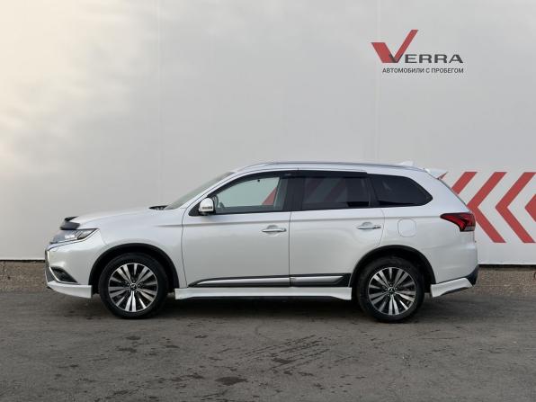 Mitsubishi Outlander III Рестайлинг 3 с пробегом 2019 года, цена 2 300 000 рублей, 119615 км, внедорожник, Автокод Объявления