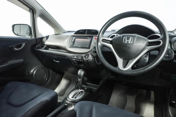 Honda Fit II с пробегом 2010 года, цена 799 000 рублей, 69500 км, хэтчбек, Автокод Объявления