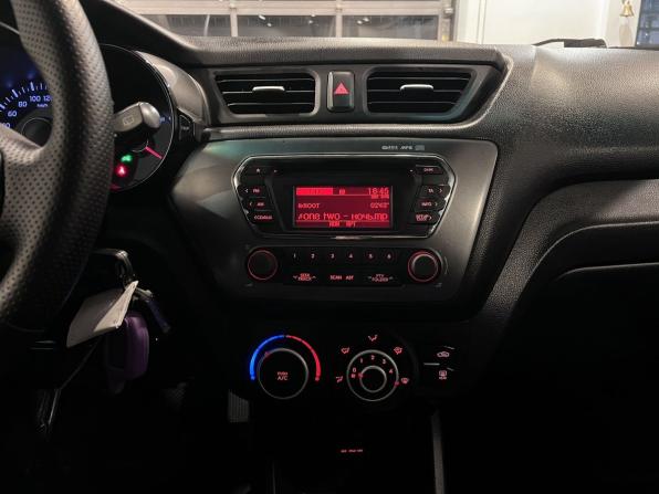 Kia Rio III с пробегом 2013 года, цена 790 000 рублей, 198267 км, хэтчбек, Автокод Объявления