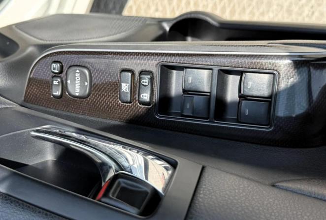 Toyota Camry VII (XV50) Рестайлинг с пробегом 2015 года, цена 1 750 000 рублей, 140981 км, седан, Автокод Объявления
