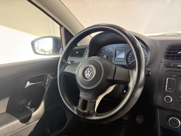 Volkswagen Polo V с пробегом 2012 года, цена 569 000 рублей, 301000 км, седан, Автокод Объявления